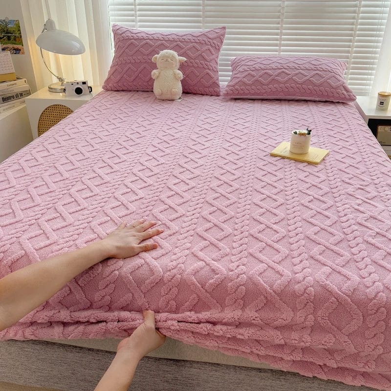 Couvre-lit Élastique Doux et Protecteur avec Paire de taies d'oreiller offerte