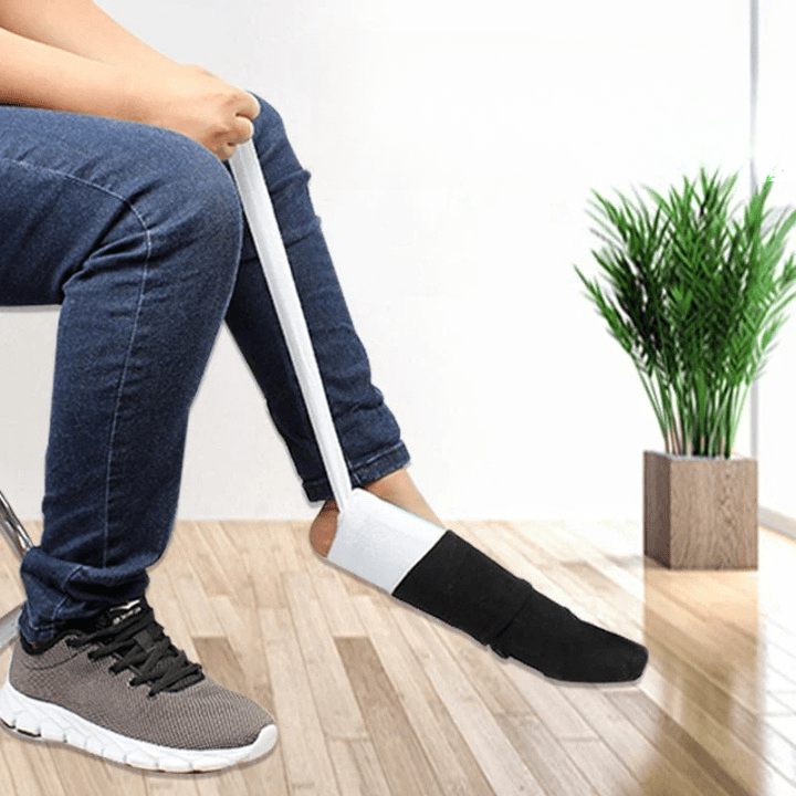 Outil Flexible d'Aide à l'Enfilage de Chaussettes - Maman Cadeau